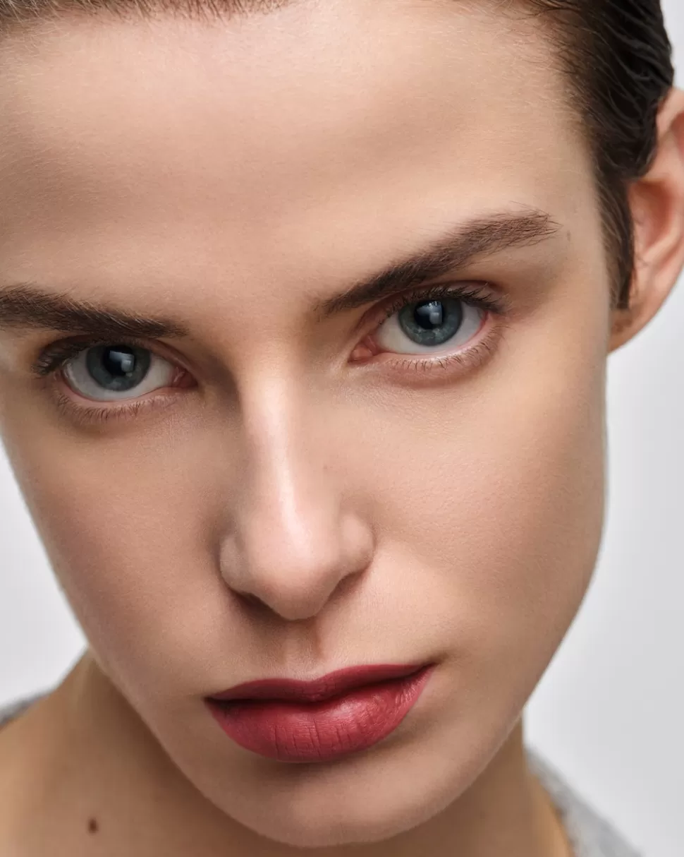 Prada Barra De Labios Monochrome Hyper Matte - B15 - Uniform^ LABIOS