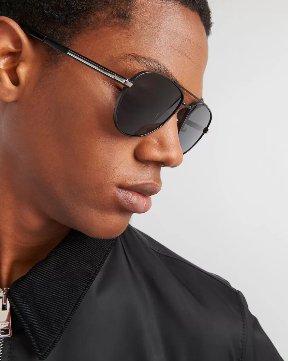 Prada Gafas De Sol Con Una Icónica Placa De Metal^Hombre GAFAS DE SOL