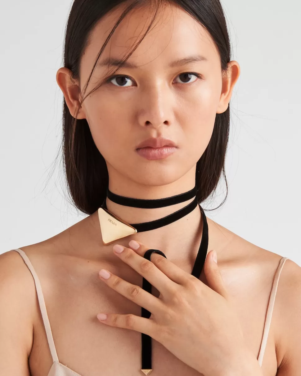 Prada Gargantilla Con Colgante Mediano Eternal Gold De Oro Amarillo^Mujer COLECCIÓN DE JOYERÍA ELEGANTE