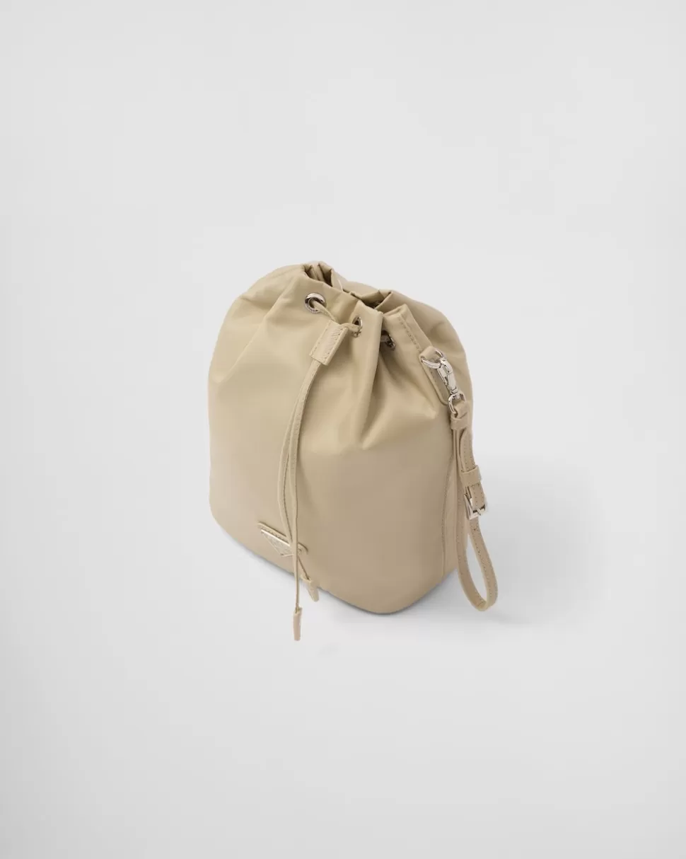 Prada Pouch De Re-nylon^Mujer COLECCIÓN FEMENINA | BOLSAS Y ACCESORIOS DE VIAJE